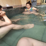 /photo/911933/230308陪两女温泉/mmexport1678338527295_edit_50682812240703_1_1_small.jpg